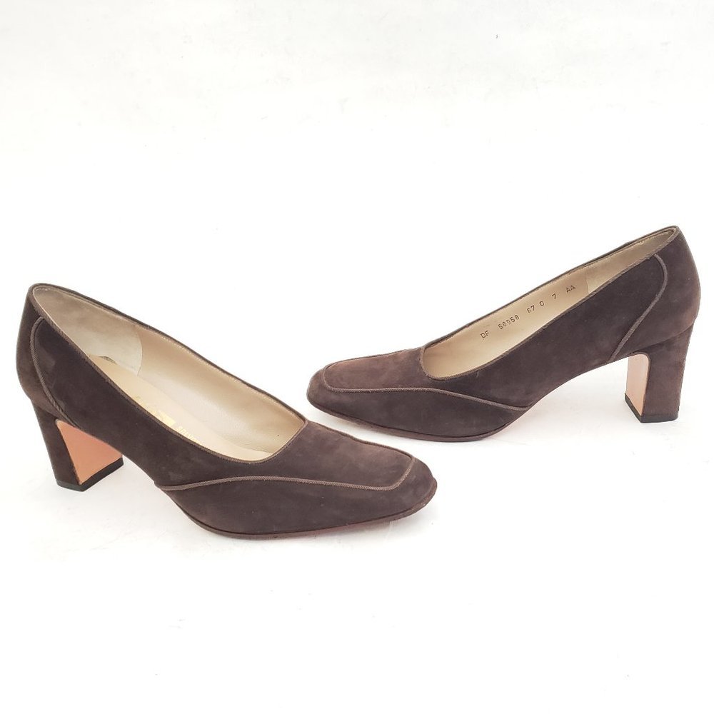 🤎 Salvatore Ferragamo Brown Suede Heels Size 7 🤎